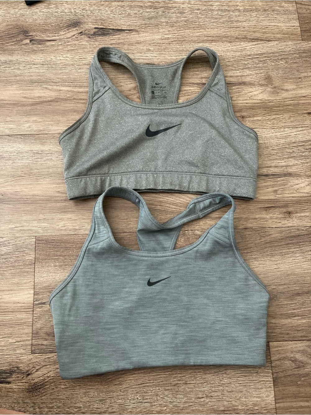 Nike Women's Heathered Gray Sports Bra Sz M